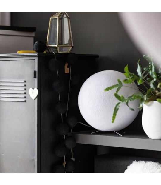 Настольная лампа - Светильник "White"